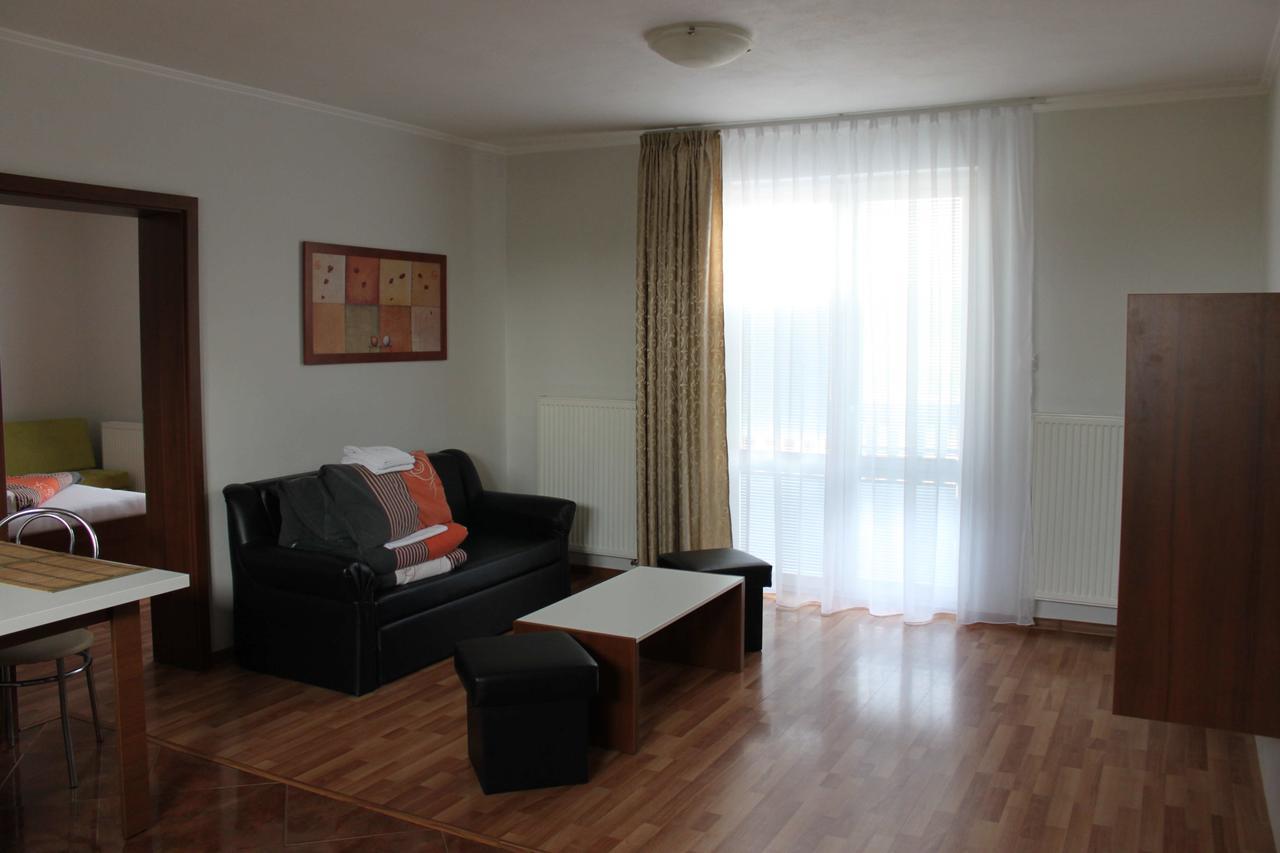 Privat Arcadia Apartment โปดไฮสกา ภายนอก รูปภาพ