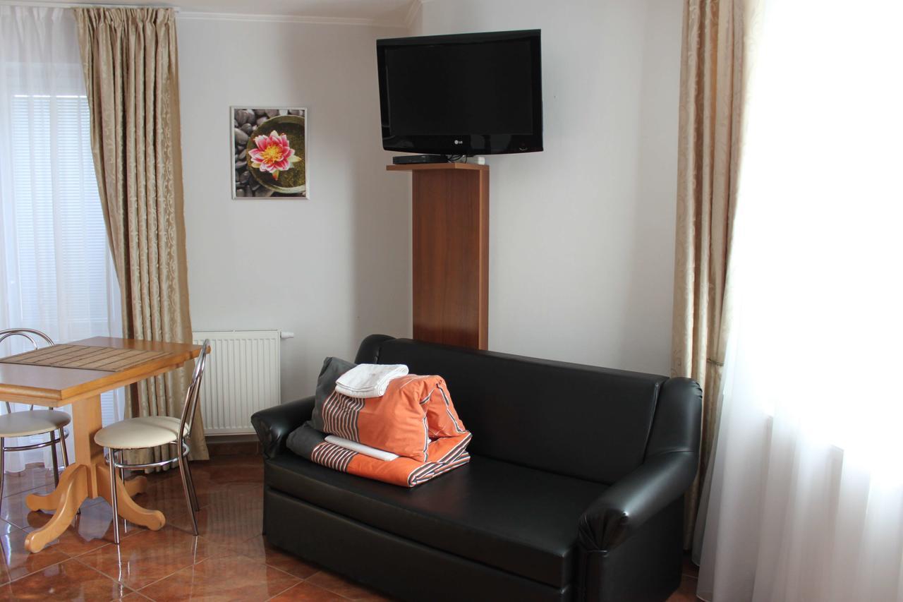 Privat Arcadia Apartment โปดไฮสกา ภายนอก รูปภาพ